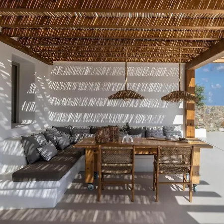 Stephanie With Heated Pool, By Red Windmill Villa *