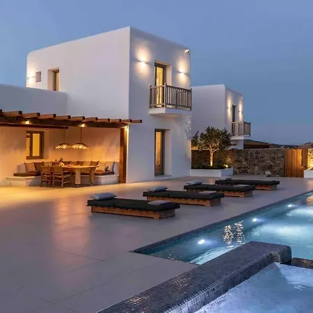 Stephanie With Heated Pool, By Red Windmill * 칼라파티스