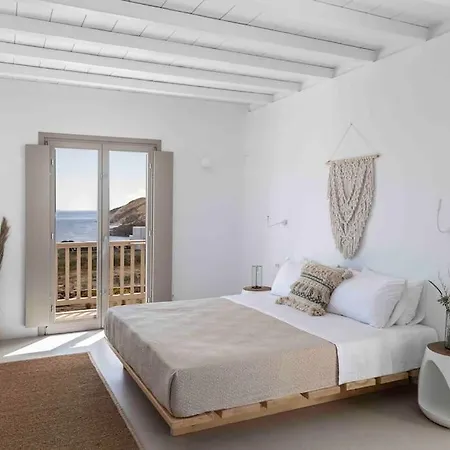 Stephanie With Heated Pool, By Red Windmill * 칼라파티스