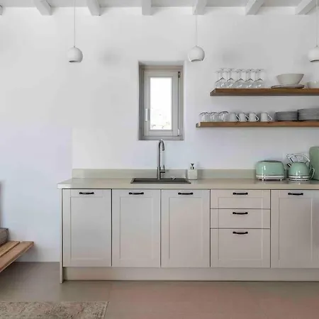 Stephanie With Heated Pool, By Red Windmill 빌라