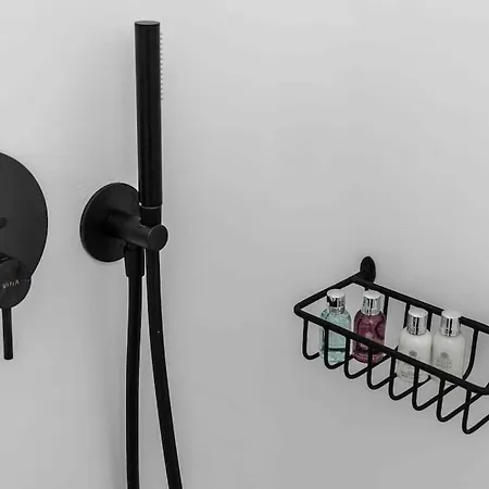 Stephanie With Heated Pool, By Red Windmill