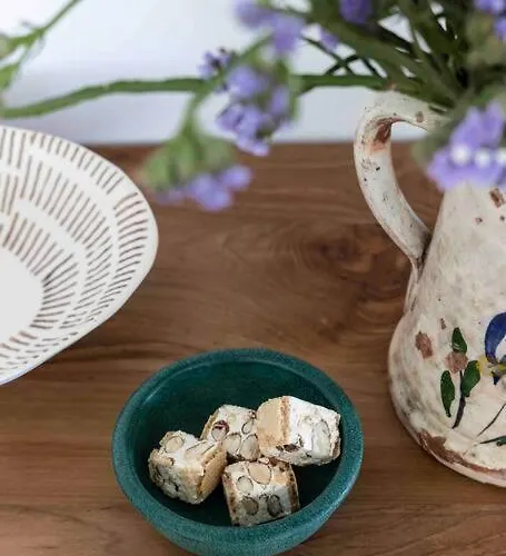 Βίλα Stephanie With Heated Pool, By Red Windmill *